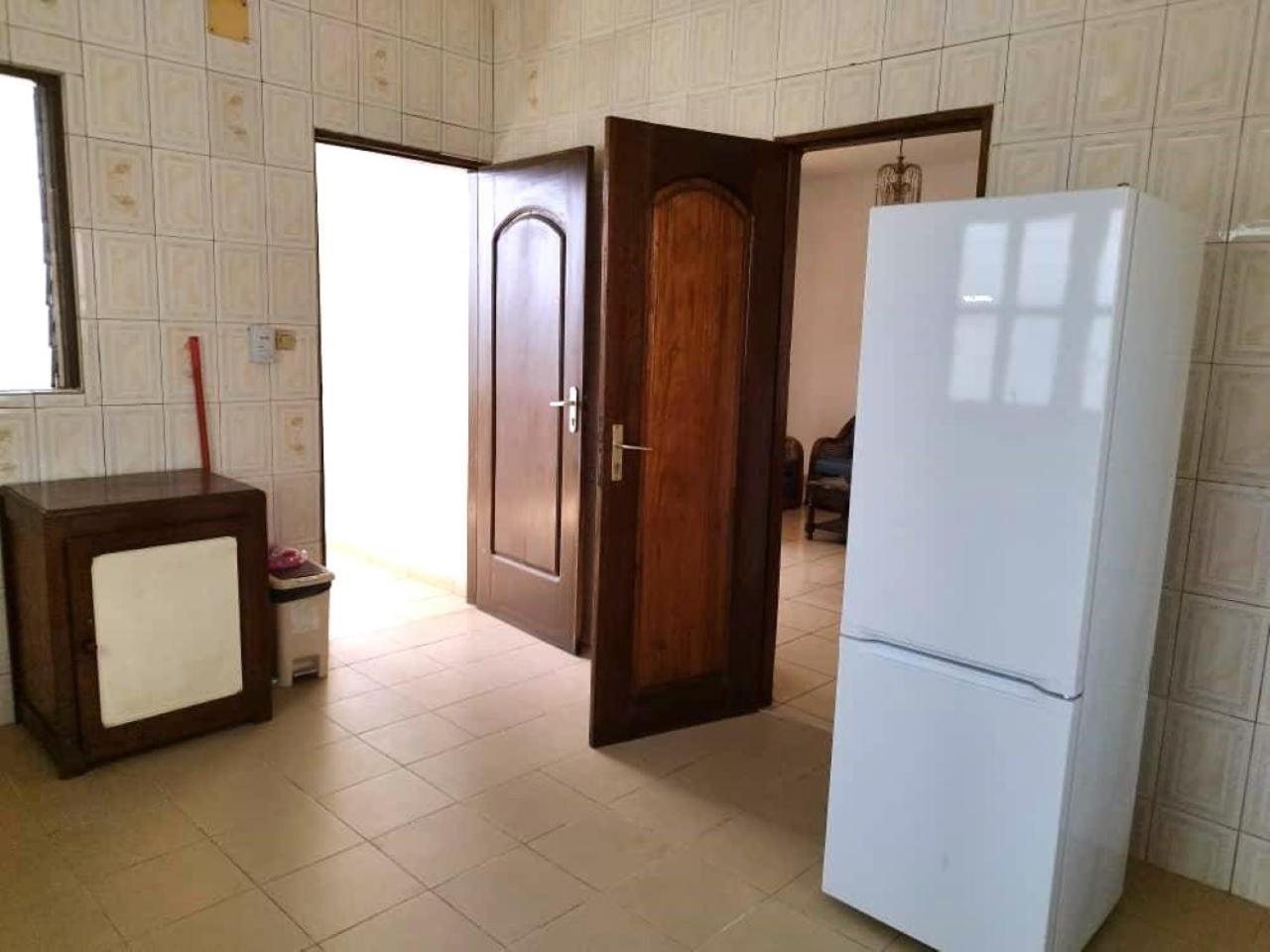 Rosalie'S Suites Lome Luaran gambar