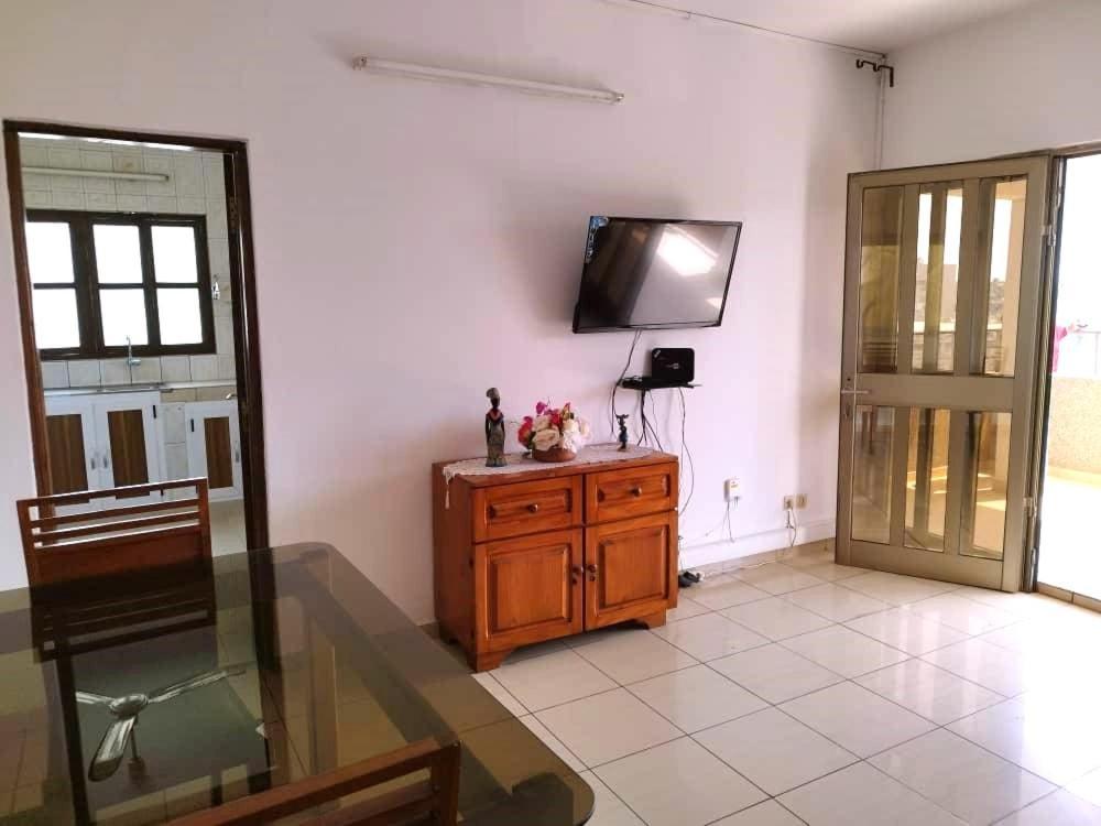Rosalie'S Suites Lome Luaran gambar