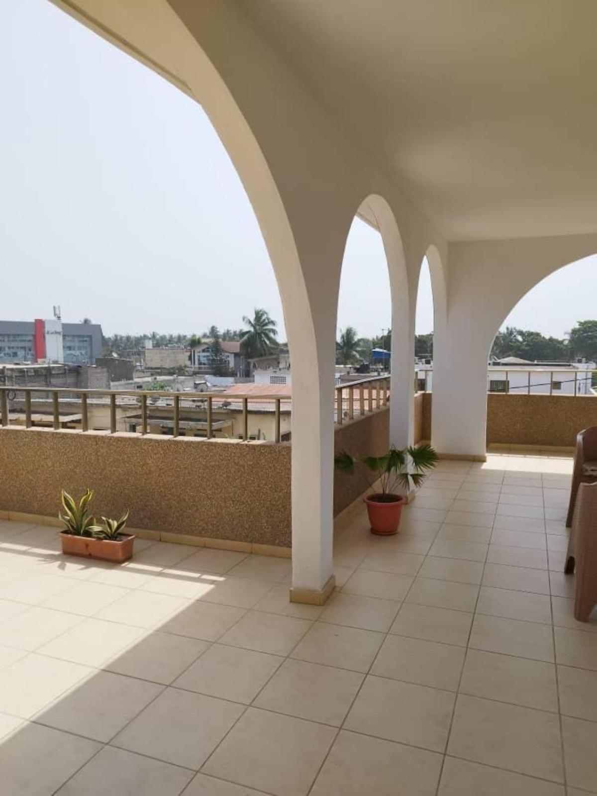 Rosalie'S Suites Lome Luaran gambar