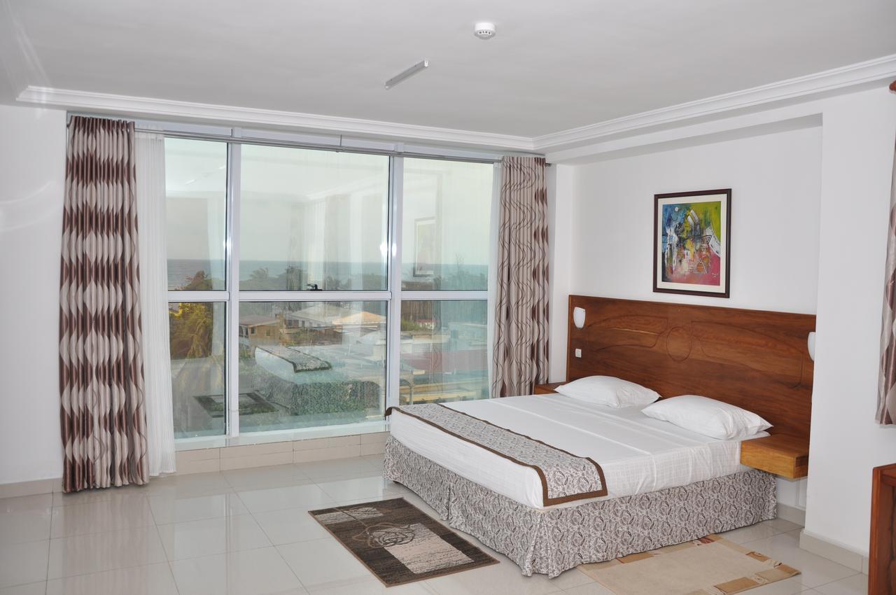 Rosalie'S Suites Lome Luaran gambar