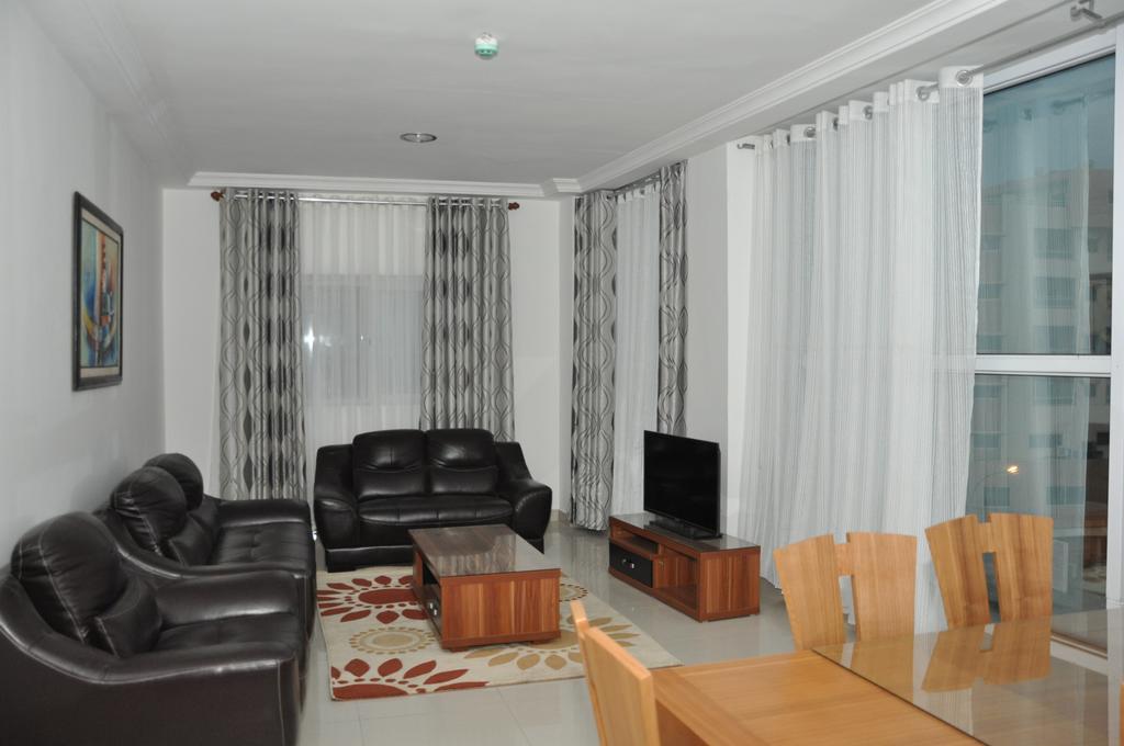 Rosalie'S Suites Lome Luaran gambar