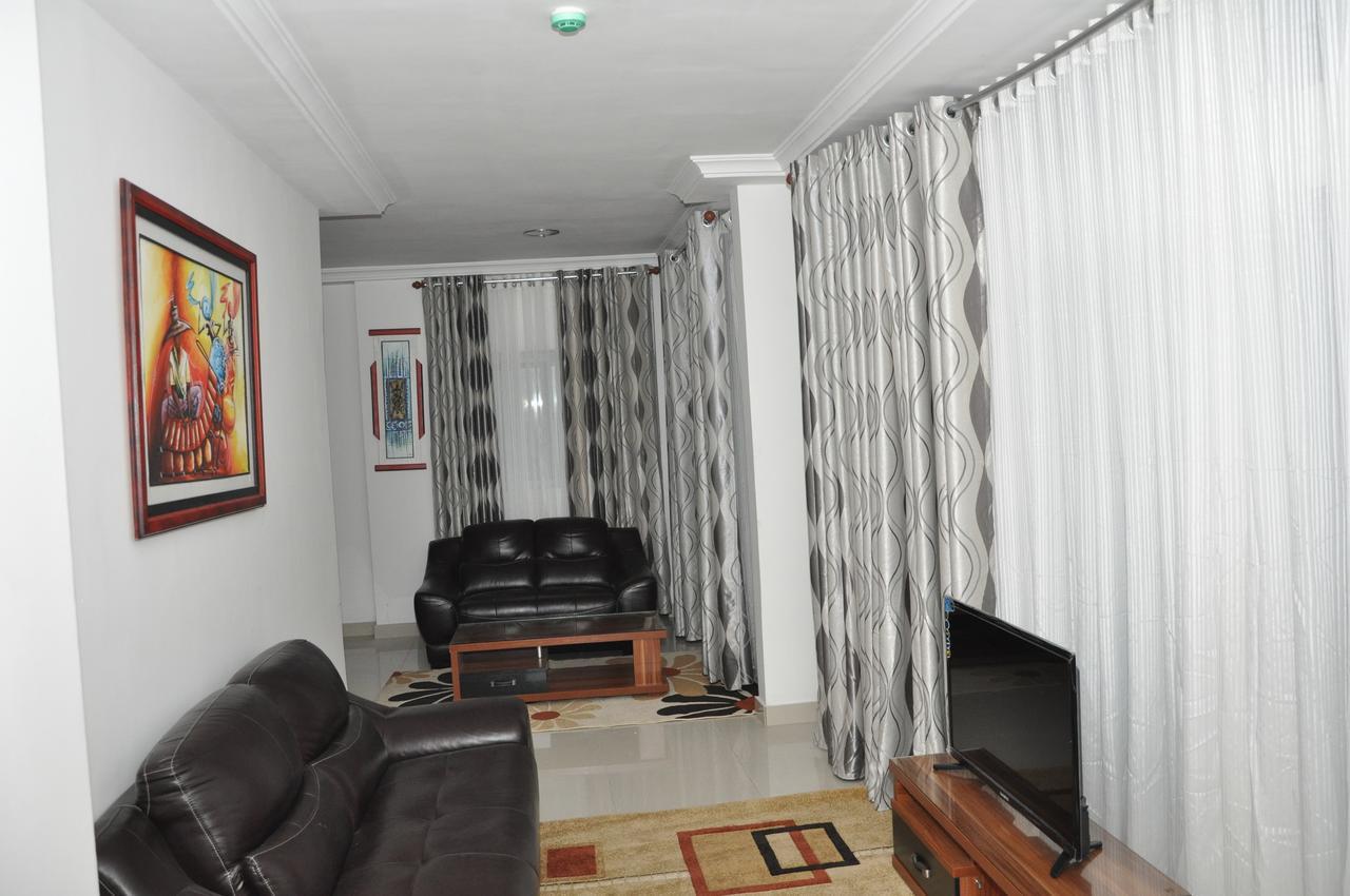 Rosalie'S Suites Lome Luaran gambar